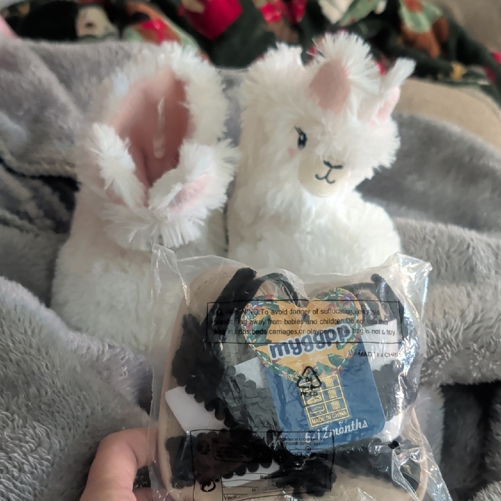 Carter's White Llama Slippers And Myggpp Sandals